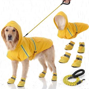 3 Pcs Dog Raincoat Shoes and Leash Set with Reflective Strip Yellow Adjustable Waterproof Rain Jacket Coat Poncho Hoodies for Small Medium Dogs Pets Walking